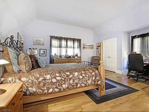 63 Brookside Dr, Upper Saddle River, NJ 07458 photo 15