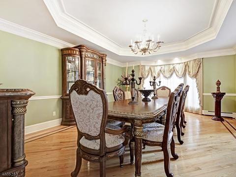 63 Brookside Dr, Upper Saddle River, NJ 07458 photo 9