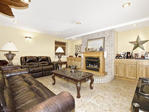 63 Brookside Dr, Upper Saddle River, NJ 07458 photo 22
