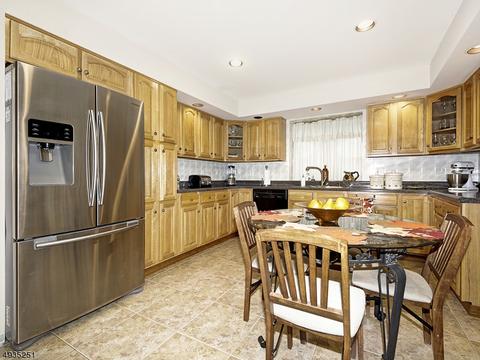 63 Brookside Dr, Upper Saddle River, NJ 07458 photo 21