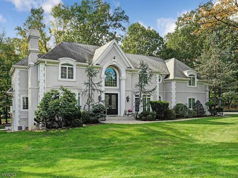 63 Brookside Dr, Upper Saddle River, NJ 07458 photo 2