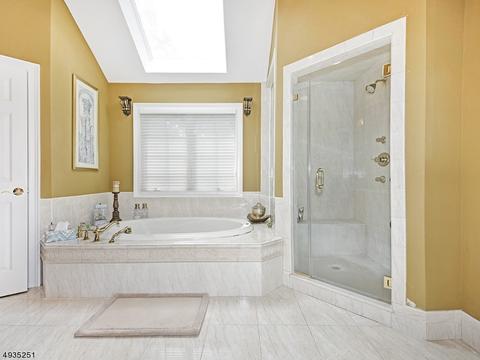 63 Brookside Dr, Upper Saddle River, NJ 07458 photo 14