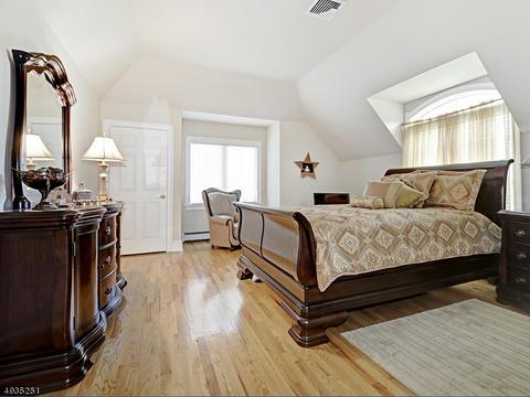63 Brookside Dr, Upper Saddle River, NJ 07458 photo 17