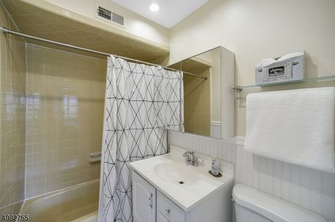 777 Springfield Ave Apt 8 #8, Summit, NJ 07901 photo 16