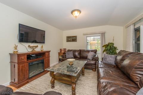 45 Shore Rd, Wayne, NJ 07470 photo 5
