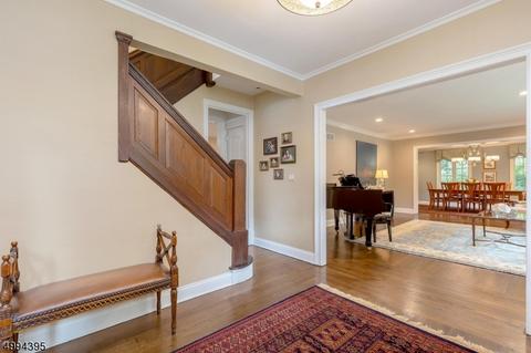 24 Tulip St, Summit, NJ 07901 photo 2