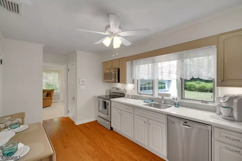  30 S Alward Ave, Basking Ridge, NJ 07920 photo 13