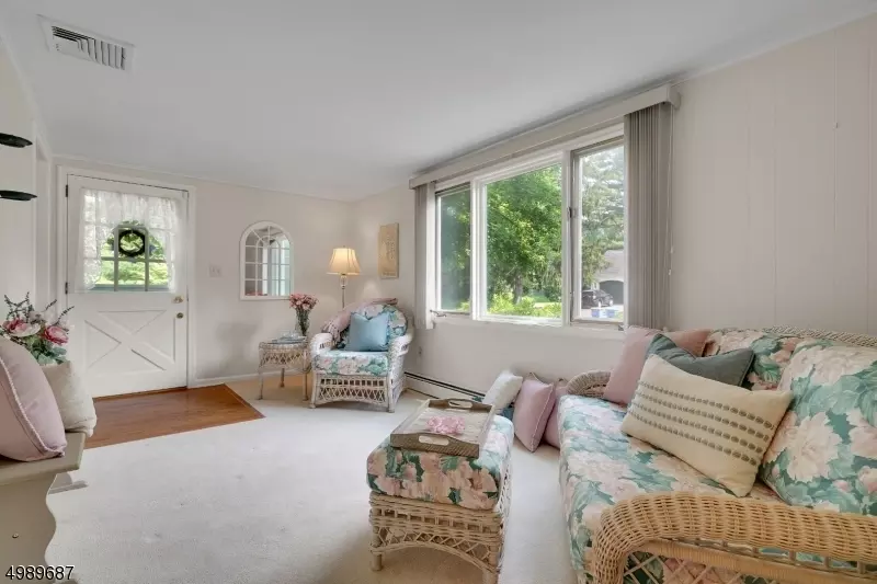 30 S Alward Ave, Basking Ridge, NJ 07920 photo 16