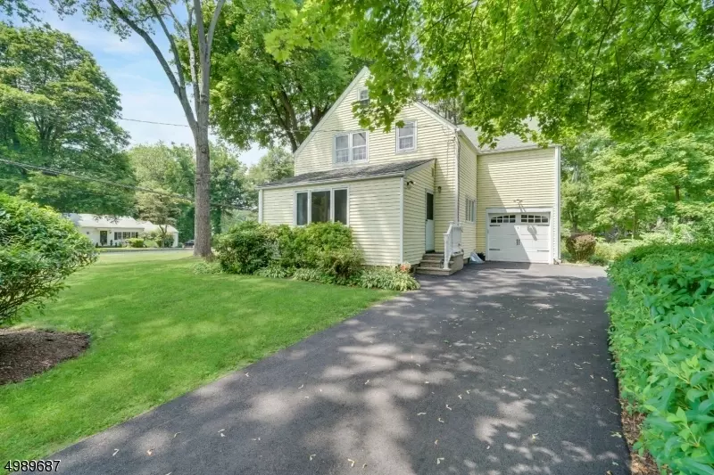  30 S Alward Ave, Basking Ridge, NJ 07920 photo 24