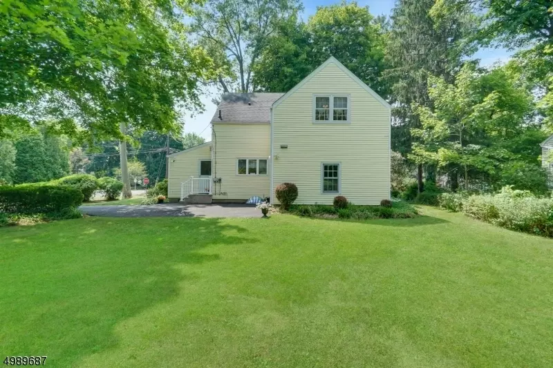  30 S Alward Ave, Basking Ridge, NJ 07920 photo 25