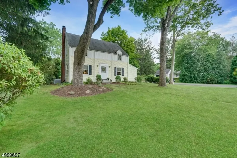  30 S Alward Ave, Basking Ridge, NJ 07920 photo 3