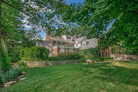 28 Cedric Rd, Summit, NJ 07901 photo 2