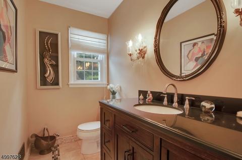 28 Cider Hl, Upper Saddle River, NJ 07458 photo 11