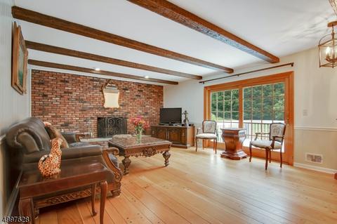 28 Cider Hl, Upper Saddle River, NJ 07458 photo 7