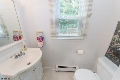 10 Witkowski Way, Wayne, NJ 07470 photo 5