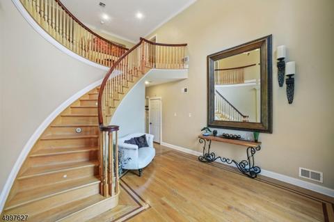 3 Kipling Ave, Springfield, NJ 07081 photo 2
