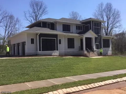 3 Fenwick Pl, Bernards, NJ 07920