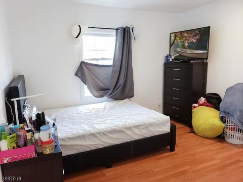 103 Linden Ave, Bound Brook, NJ 08805 photo 4