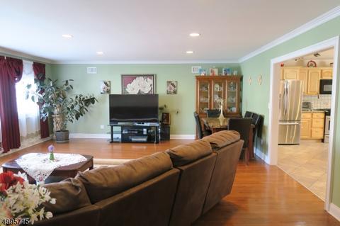 22 Moore Pl, Nutley, NJ 07110 photo 8