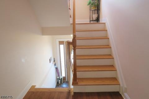 22 Moore Pl, Nutley, NJ 07110 photo 12
