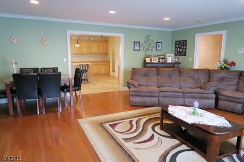 22 Moore Pl, Nutley, NJ 07110 photo 9