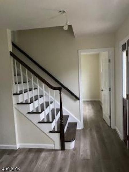 304 Walnut St, Middlesex, NJ 08846 photo 2