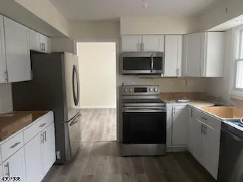 304 Walnut St, Middlesex, NJ 08846 photo 5