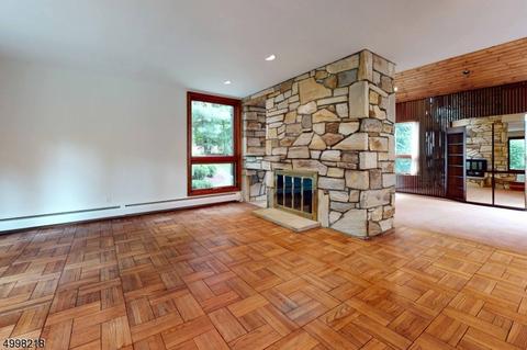 85 Cider Hl, Upper Saddle River, NJ 07458 photo 6