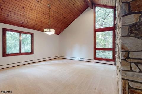 85 Cider Hl, Upper Saddle River, NJ 07458 photo 13