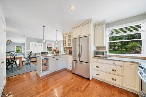 57 E Oak St, Basking Ridge, NJ 07920 photo 8