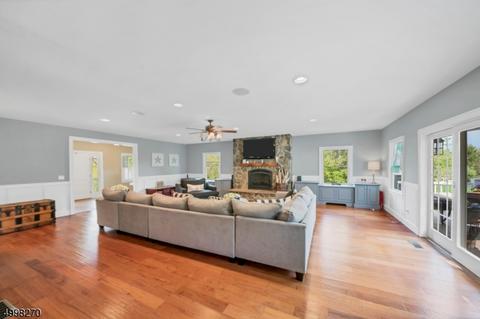 57 E Oak St, Basking Ridge, NJ 07920 photo 4