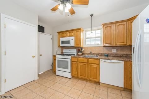 449 Walnut St, Nutley, NJ 07110 photo 11