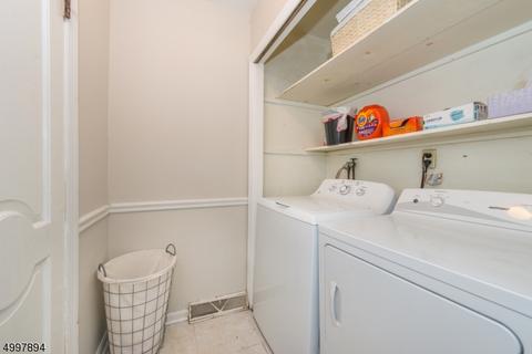 449 Walnut St, Nutley, NJ 07110 photo 18