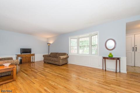 449 Walnut St, Nutley, NJ 07110 photo 5