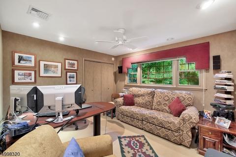 63 Oxbow Pl, Wayne, NJ 07470 photo 12