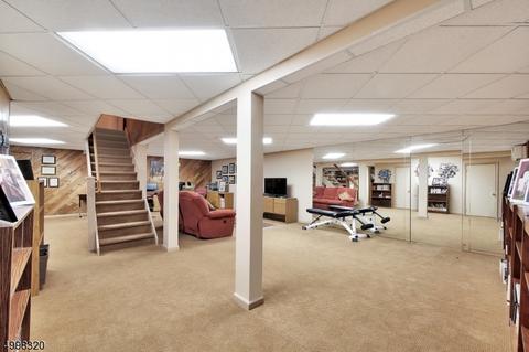 63 Oxbow Pl, Wayne, NJ 07470 photo 20