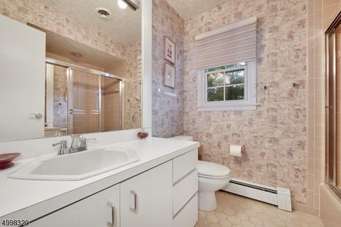 63 Oxbow Pl, Wayne, NJ 07470 photo 16