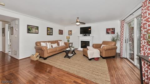 7 Bobolink Ct, Wayne, NJ 07470 photo 3