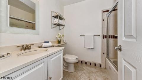 7 Bobolink Ct, Wayne, NJ 07470 photo 20