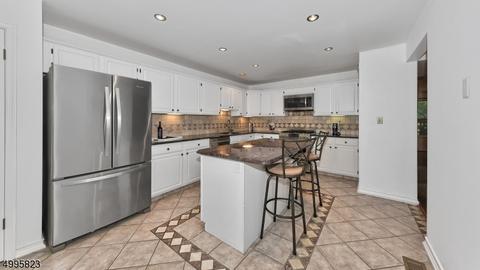 7 Bobolink Ct, Wayne, NJ 07470 photo 8
