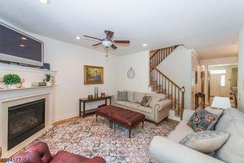 228 Levinberg Ln, Wayne, NJ 07470 photo 8