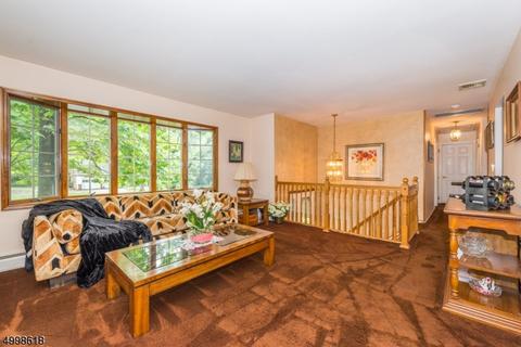 72 Fieldstone Pl, Wayne, NJ 07470 photo 5
