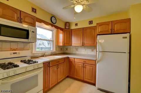 498 Malcolm Rd, Union, NJ 07083 photo 5