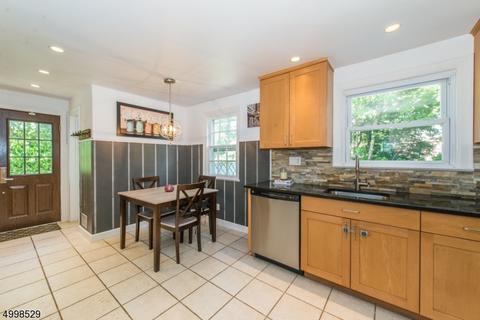 39 Hyde Rd, Bloomfield, NJ 07003 photo 8