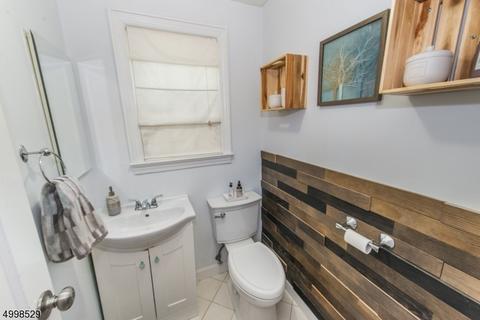39 Hyde Rd, Bloomfield, NJ 07003 photo 12