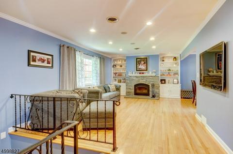 36 Furman Dr, Wayne, NJ 07470 photo 4