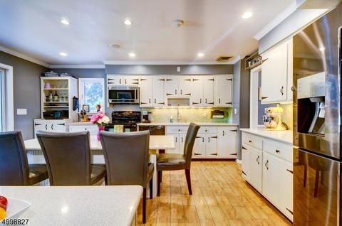 36 Furman Dr, Wayne, NJ 07470 photo 8