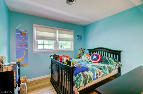 36 Furman Dr, Wayne, NJ 07470 photo 15