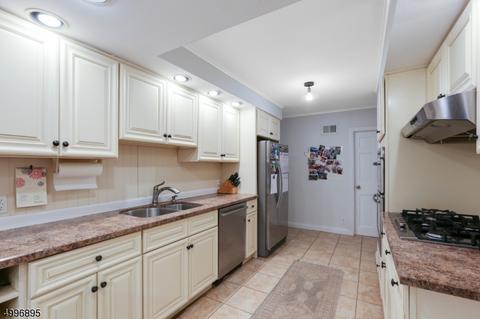 34 Kendrick Rd, Summit, NJ 07901 photo 14