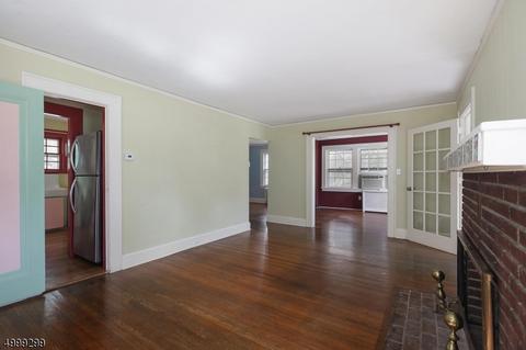 19 Bailey Rd, Millburn, NJ 07041 photo 2
